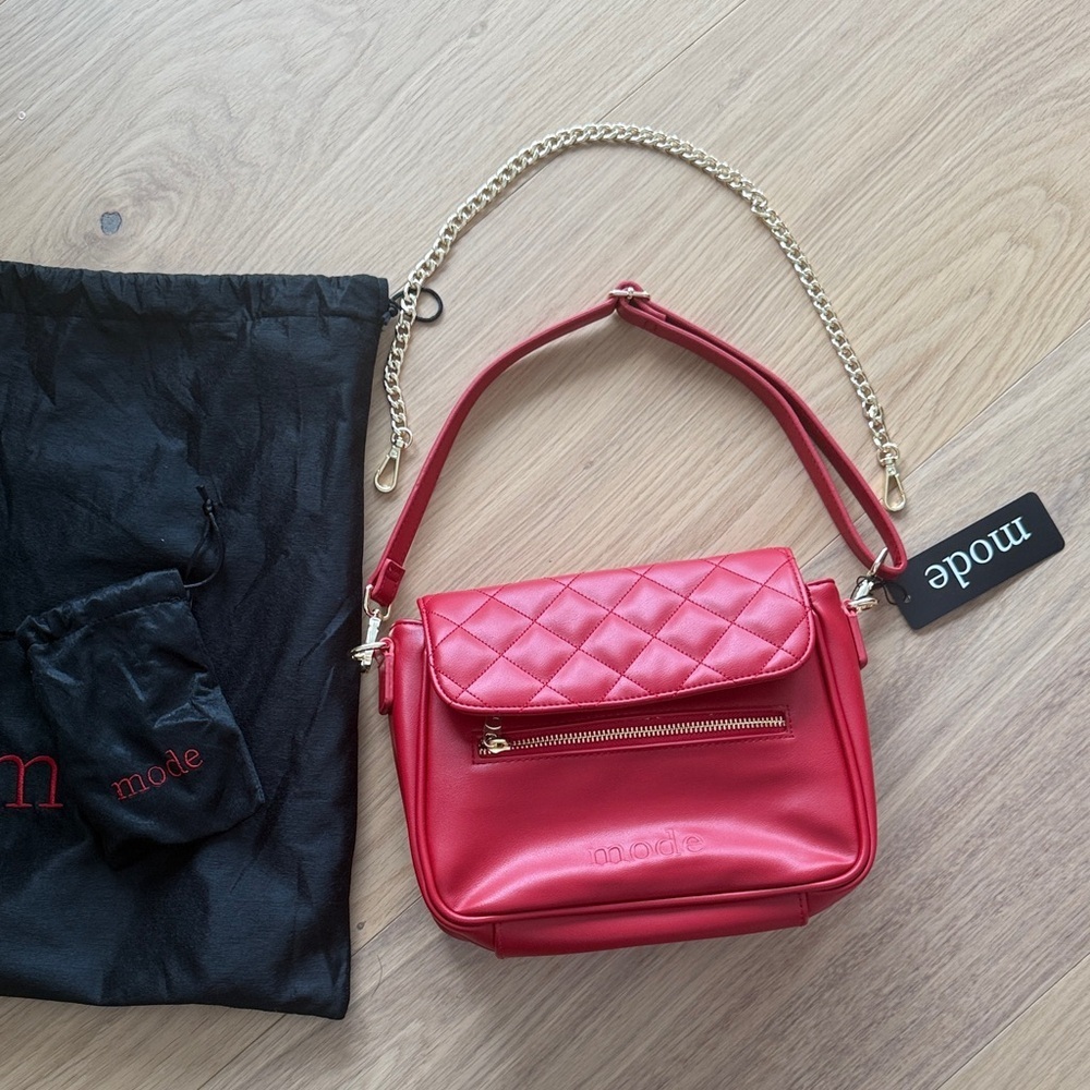 Mode Red Quilted Shoulder / crossbody Bag - NWT